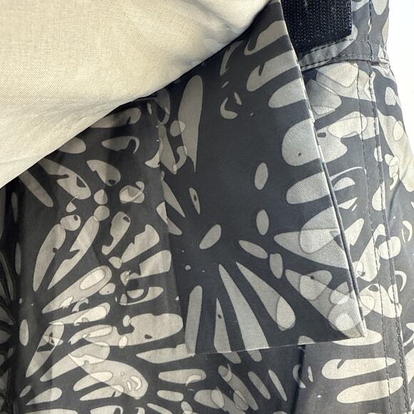 RipSkirt Hawaiian Wrap Skirt Shibori Butterfly Black & Gray Length 1 Sz L NWT - Picture 7 of 10